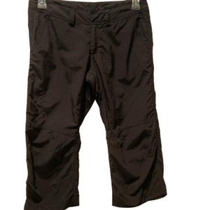 The North Face 100% Nylon Capris Size 6